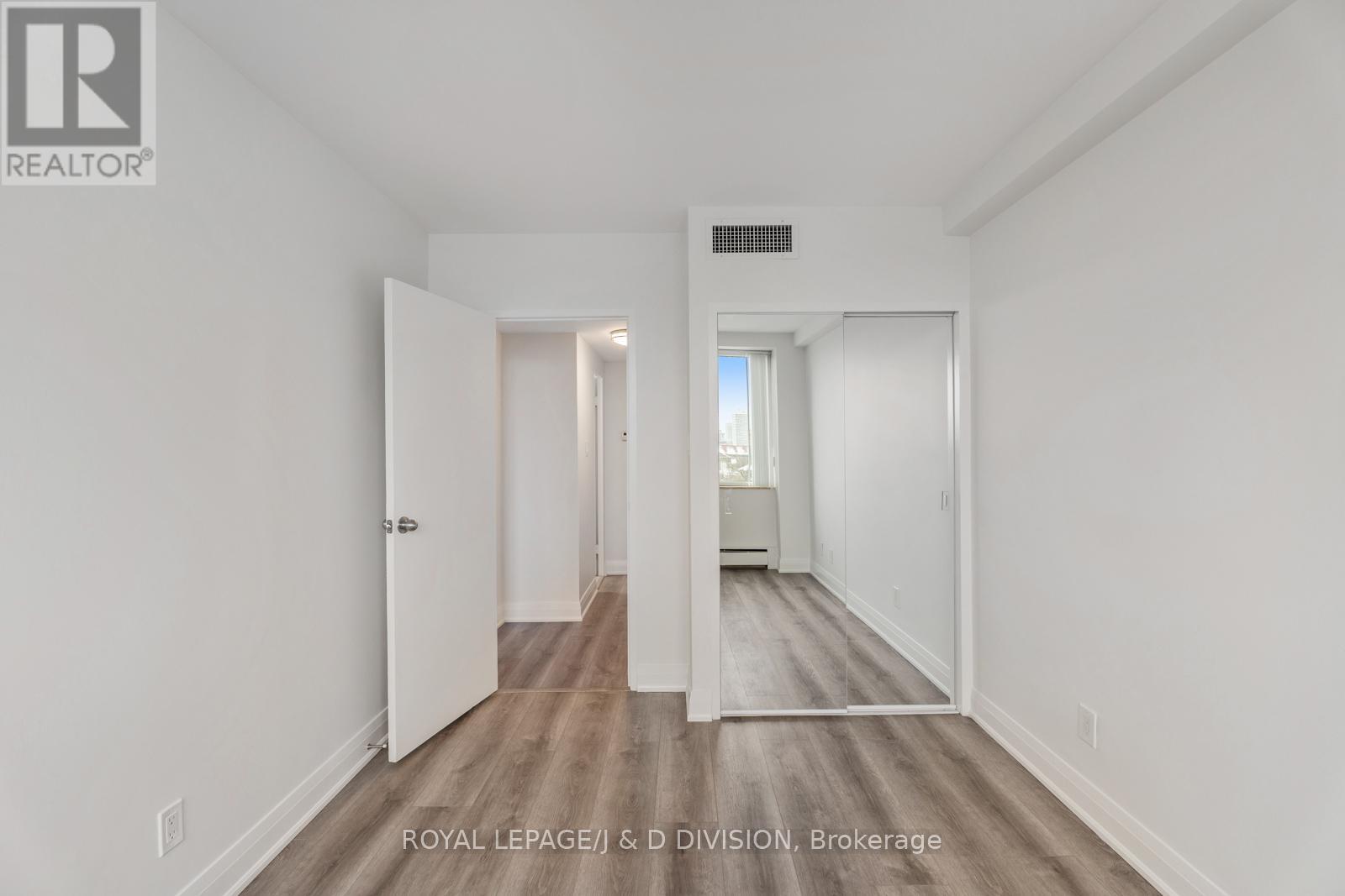 1006 - 484 Avenue Road, Toronto, Ontario  M4V 2J5 - Photo 19 - C12677584