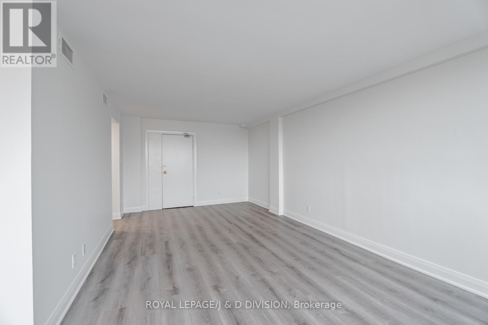 1006 - 484 Avenue Road, Toronto, Ontario  M4V 2J5 - Photo 9 - C12677584