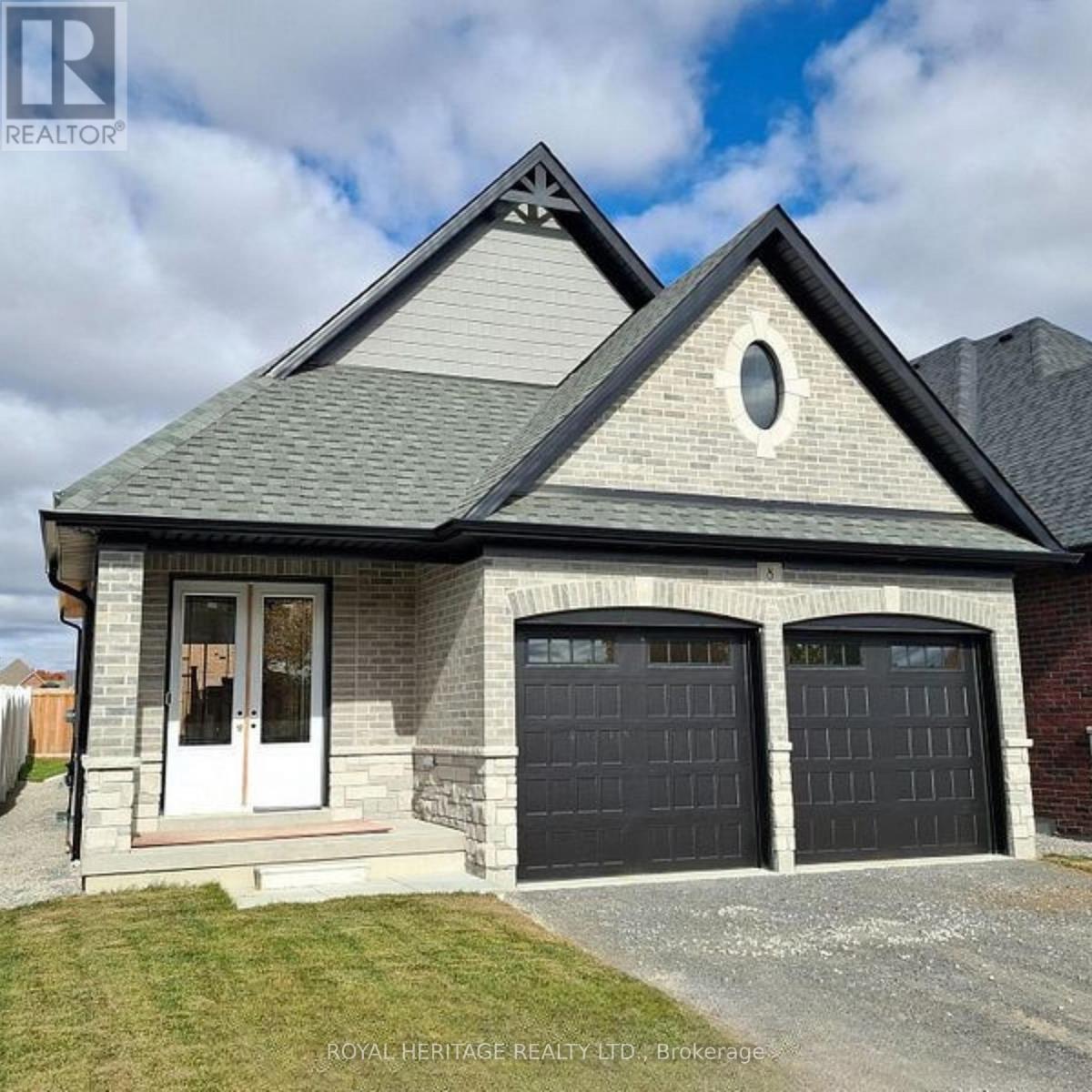8 St Augustine Drive, Whitby, Ontario  L1M 0L7 - Photo 2 - E12677480