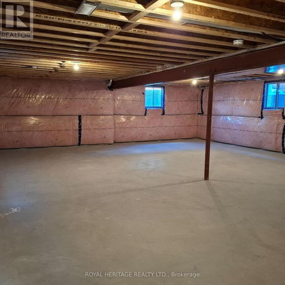 8 St Augustine Drive, Whitby, Ontario  L1M 0L7 - Photo 21 - E12677480