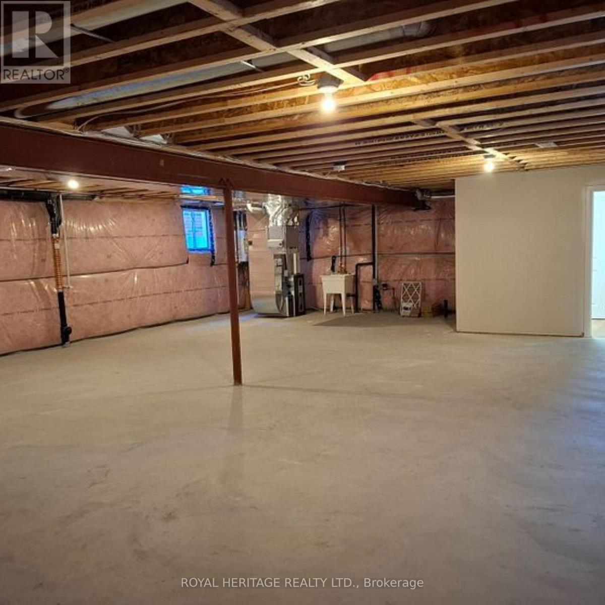 8 St Augustine Drive, Whitby, Ontario  L1M 0L7 - Photo 22 - E12677480