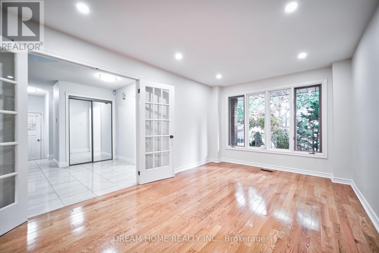 24 Muster Court, Markham, Ontario  L3R 9G4 - Photo 11 - N12677506