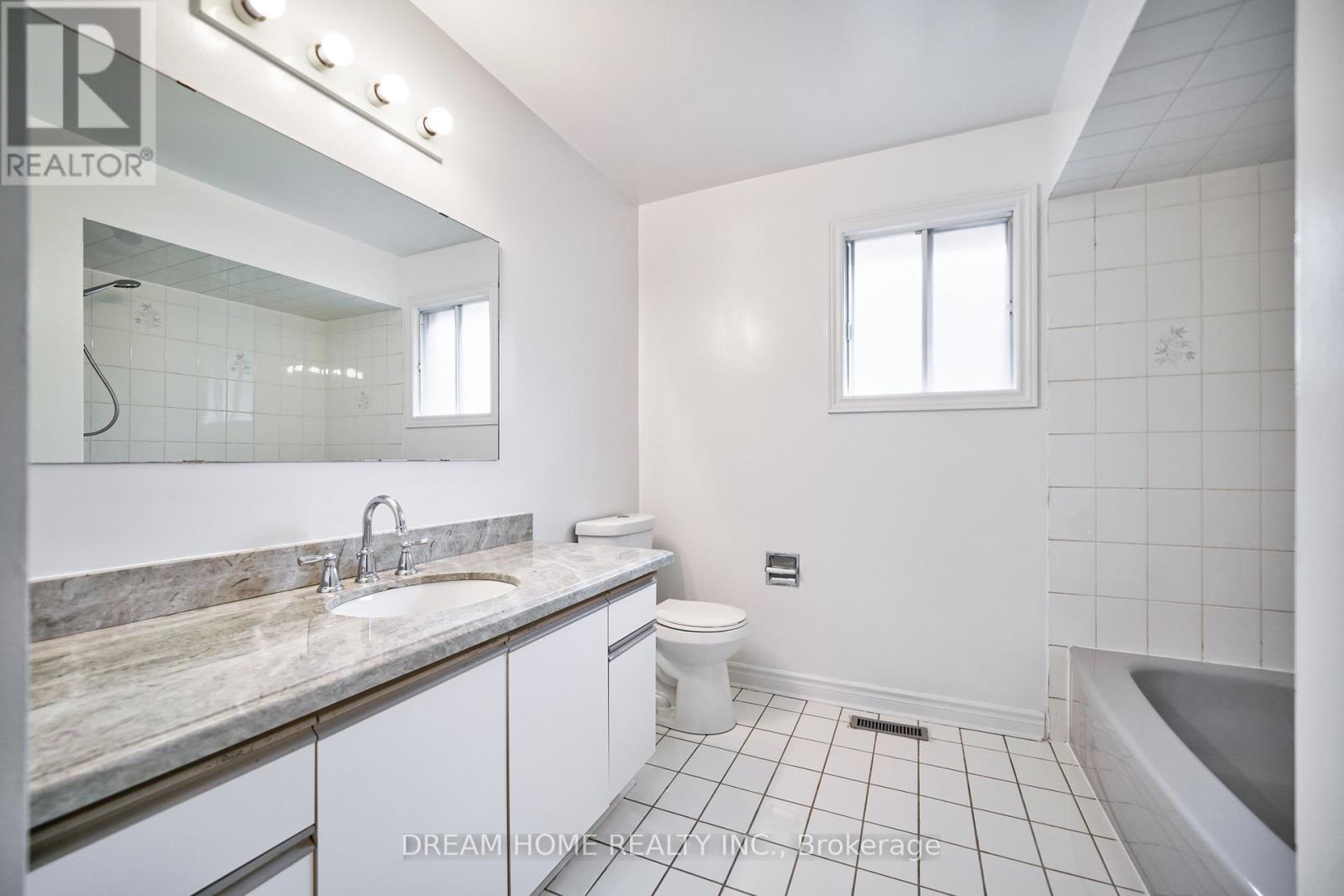 24 Muster Court, Markham, Ontario  L3R 9G4 - Photo 16 - N12677506