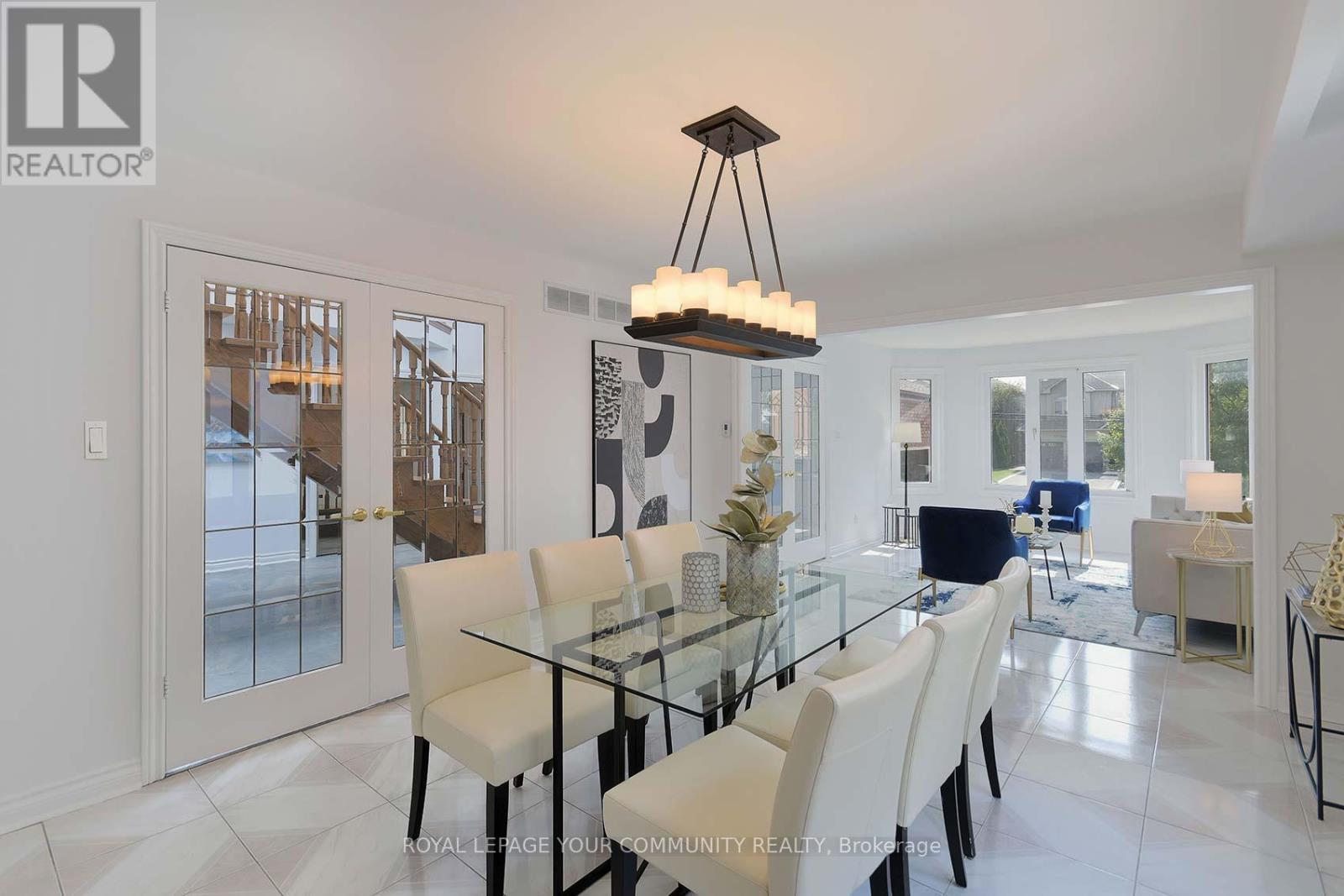 182 Oxford Street, Richmond Hill, Ontario  L4C 4L7 - Photo 15 - N12677538