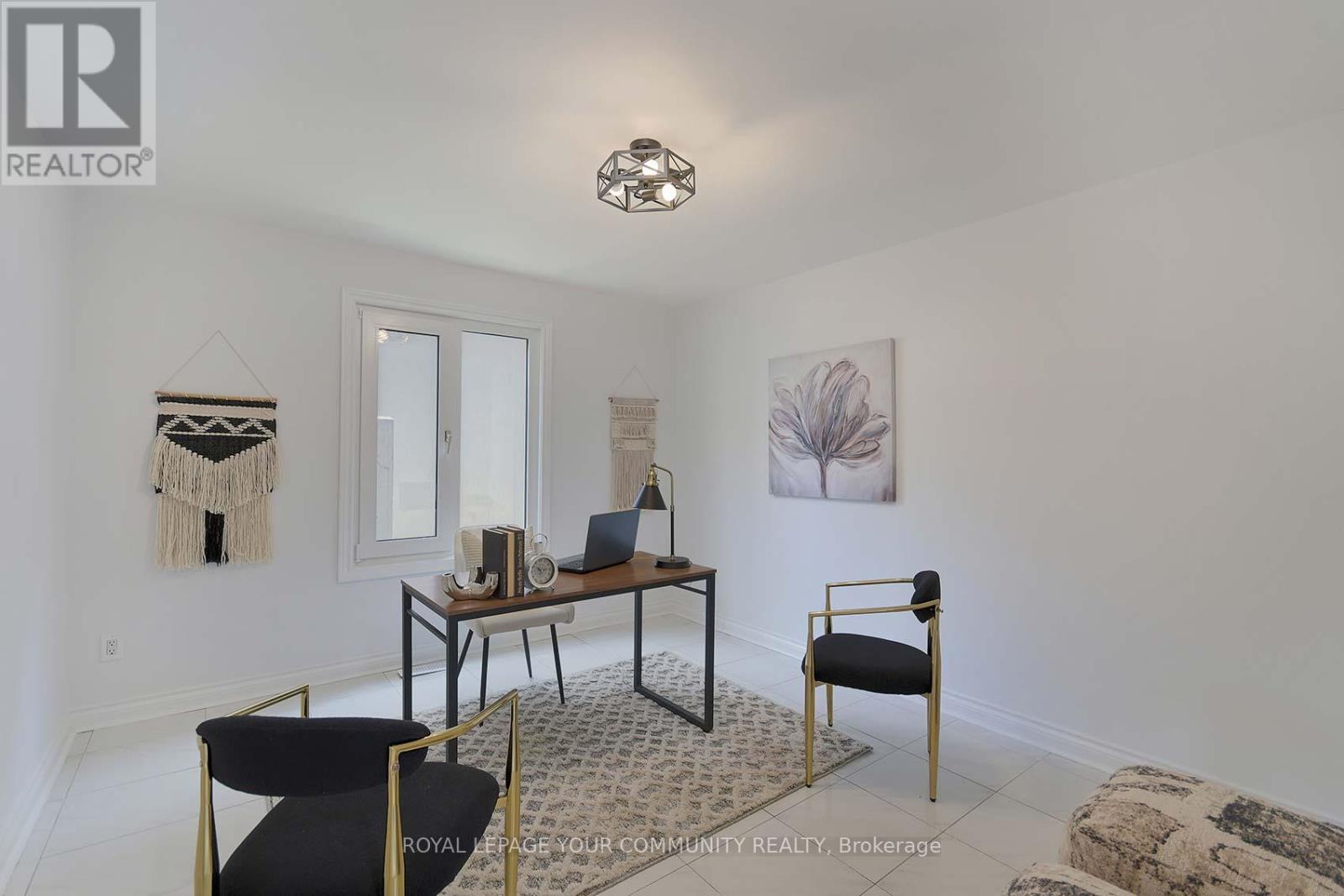 182 Oxford Street, Richmond Hill, Ontario  L4C 4L7 - Photo 17 - N12677538