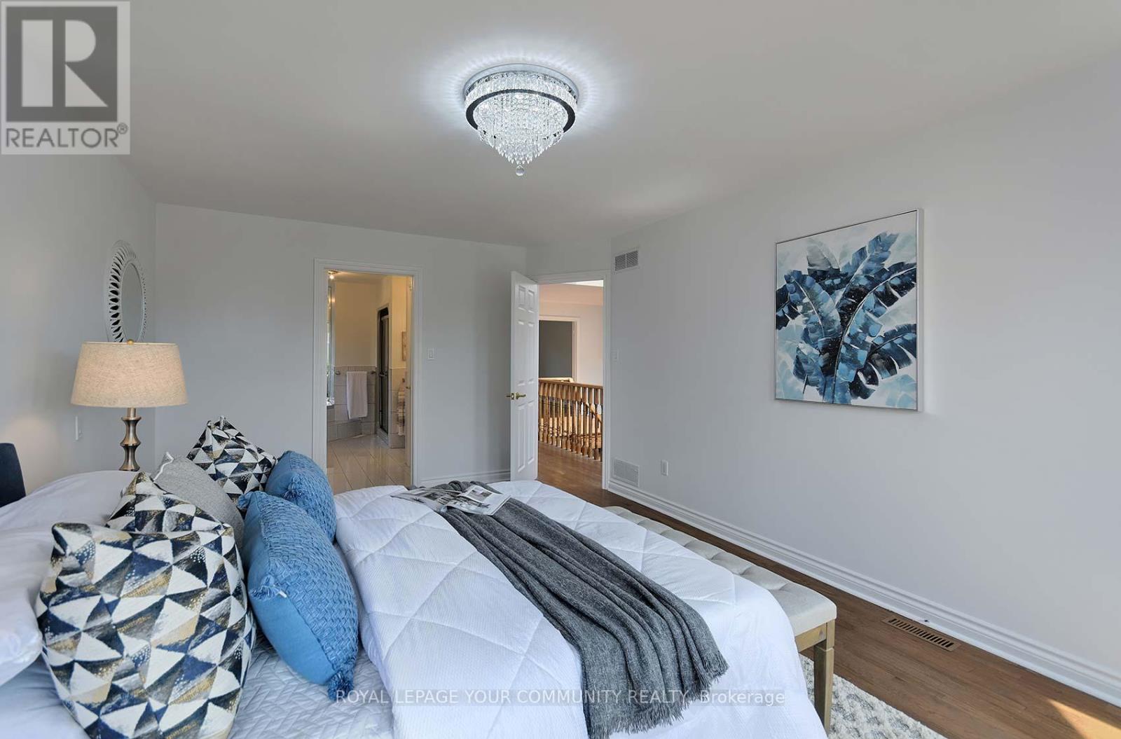 182 Oxford Street, Richmond Hill, Ontario  L4C 4L7 - Photo 24 - N12677538