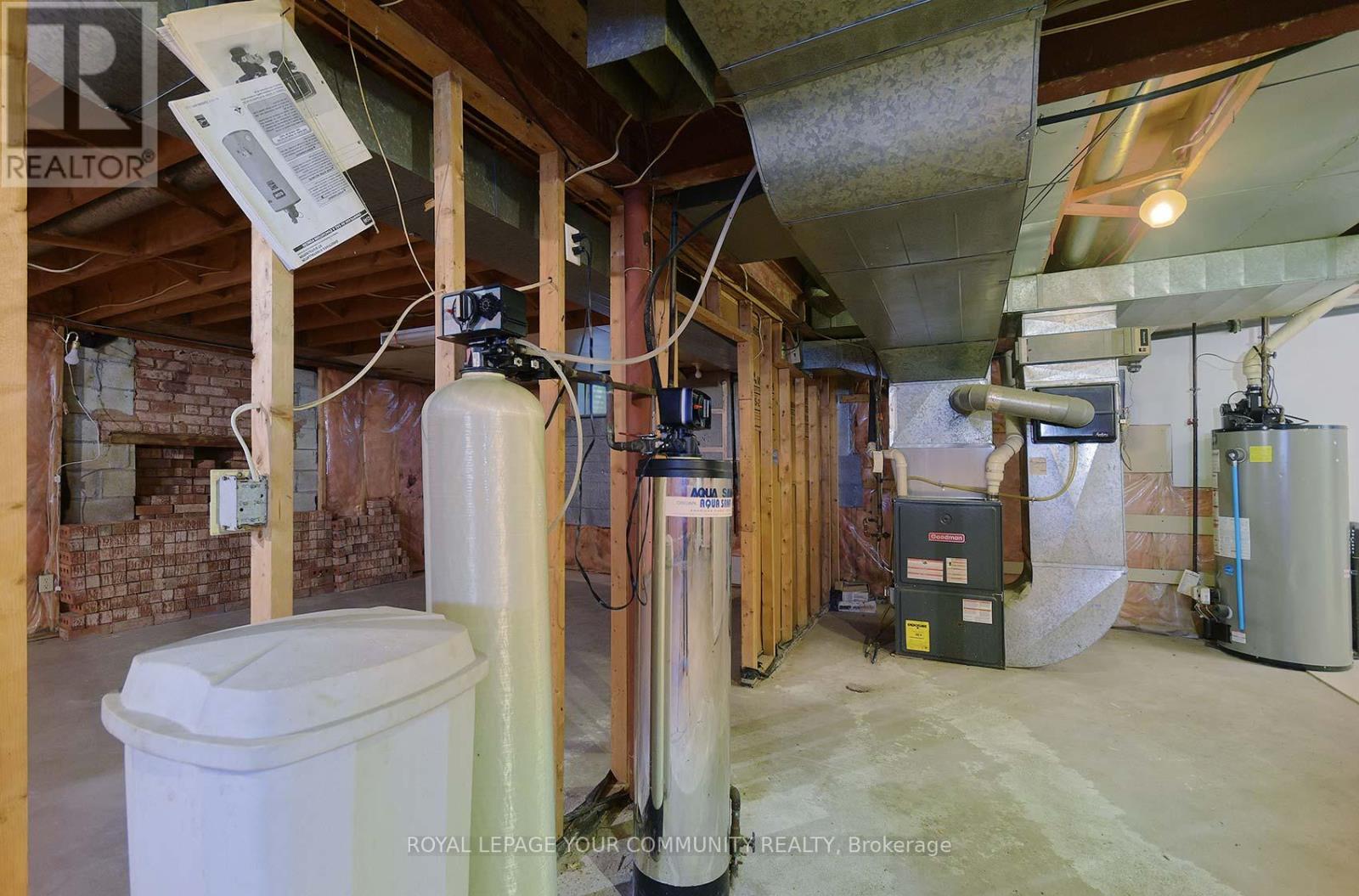 182 Oxford Street, Richmond Hill, Ontario  L4C 4L7 - Photo 39 - N12677538