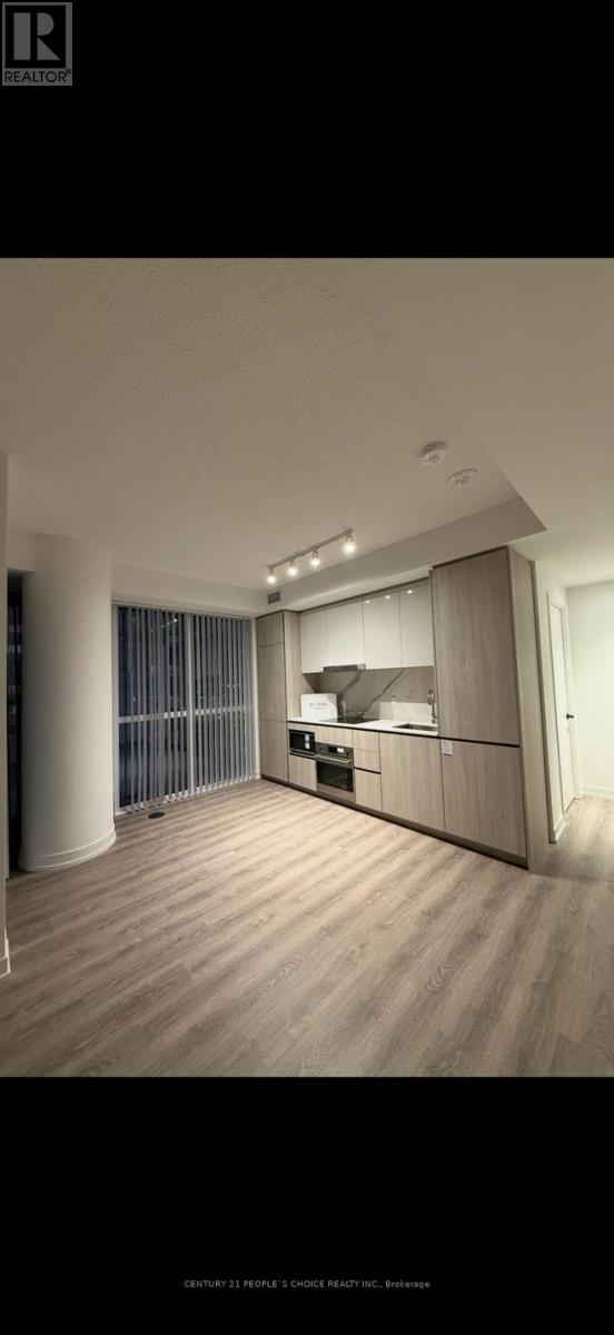 3912 - 8 Interchange Way, Vaughan, Ontario  L4K 5Z7 - Photo 3 - N12677586