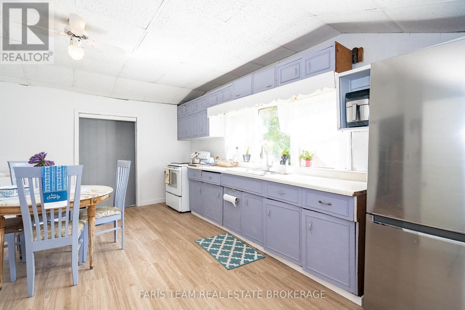 16 Waterside Drive, Tay, Ontario  L0K 1R0 - Photo 6 - S12677442