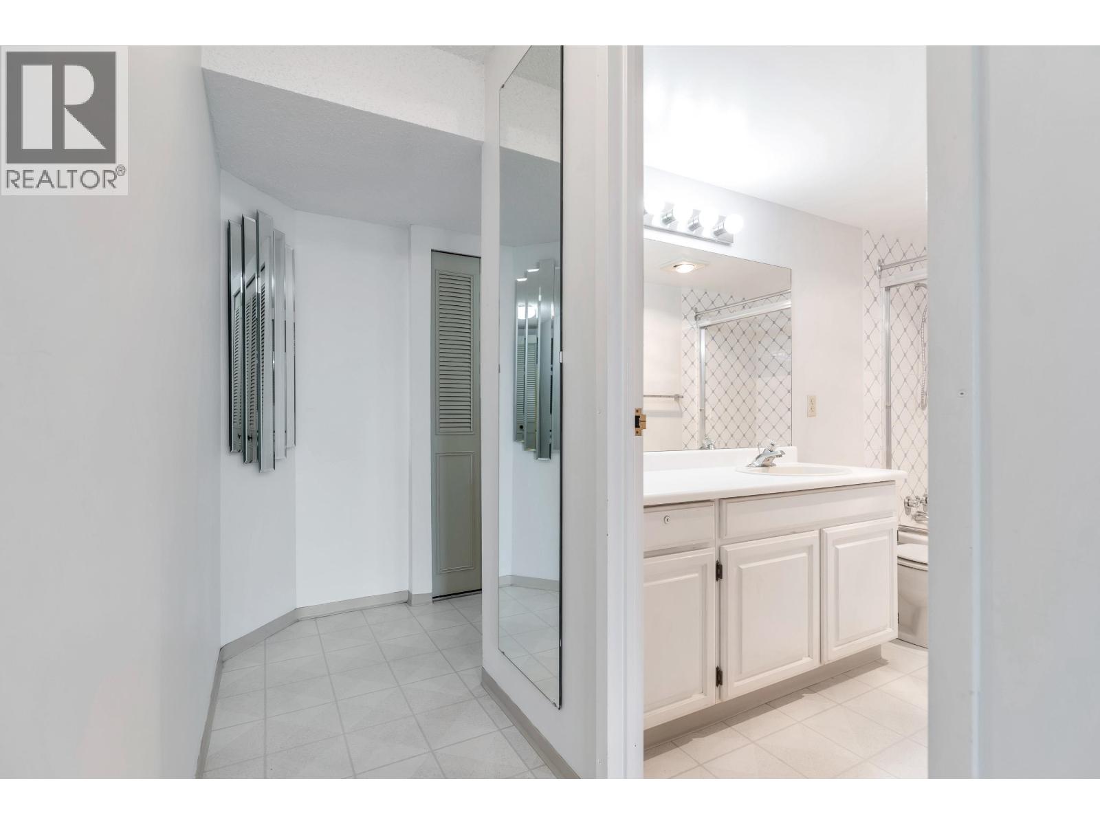 805 550 Eighth Street, New Westminster, British Columbia  V3M 3R9 - Photo 33 - R3075198