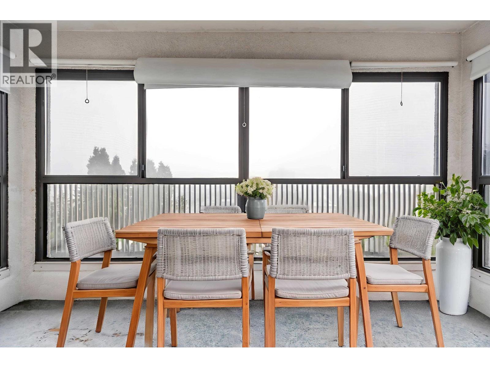 805 550 Eighth Street, New Westminster, British Columbia  V3M 3R9 - Photo 5 - R3075198