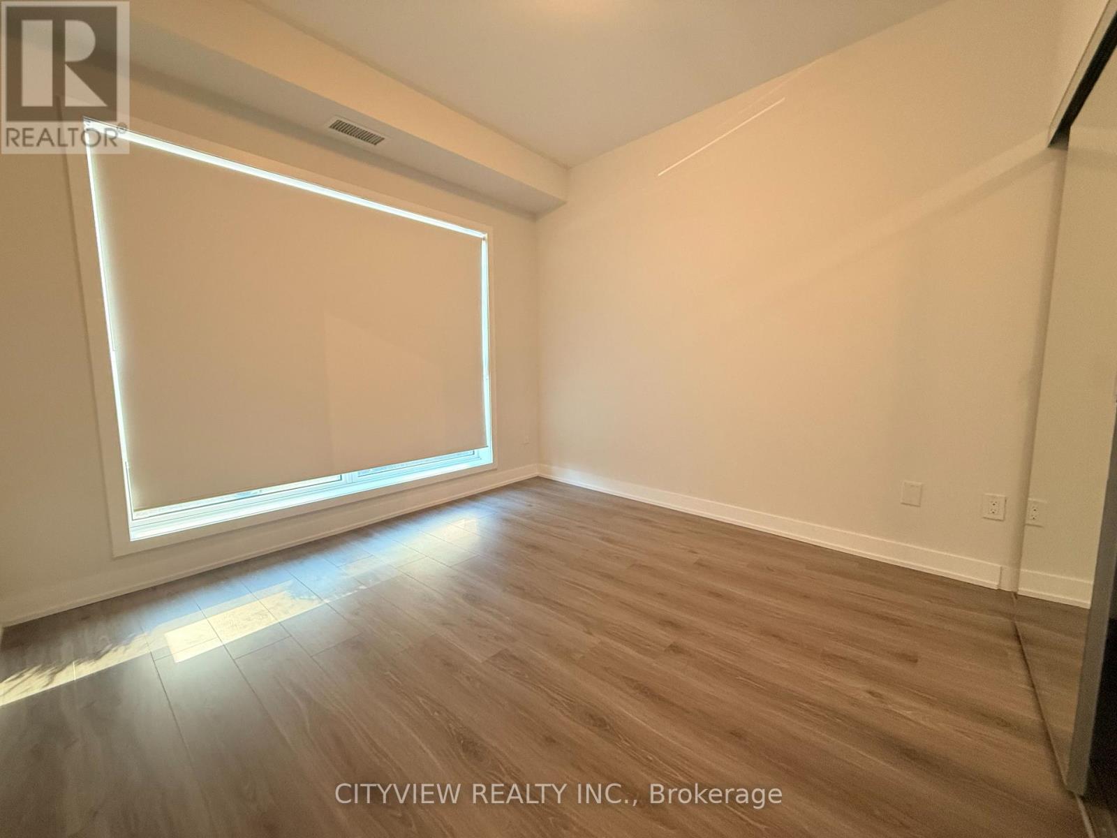 109 - 4130 Parkside Village Drive, Mississauga, Ontario  L5B 3M8 - Photo 10 - W12677440