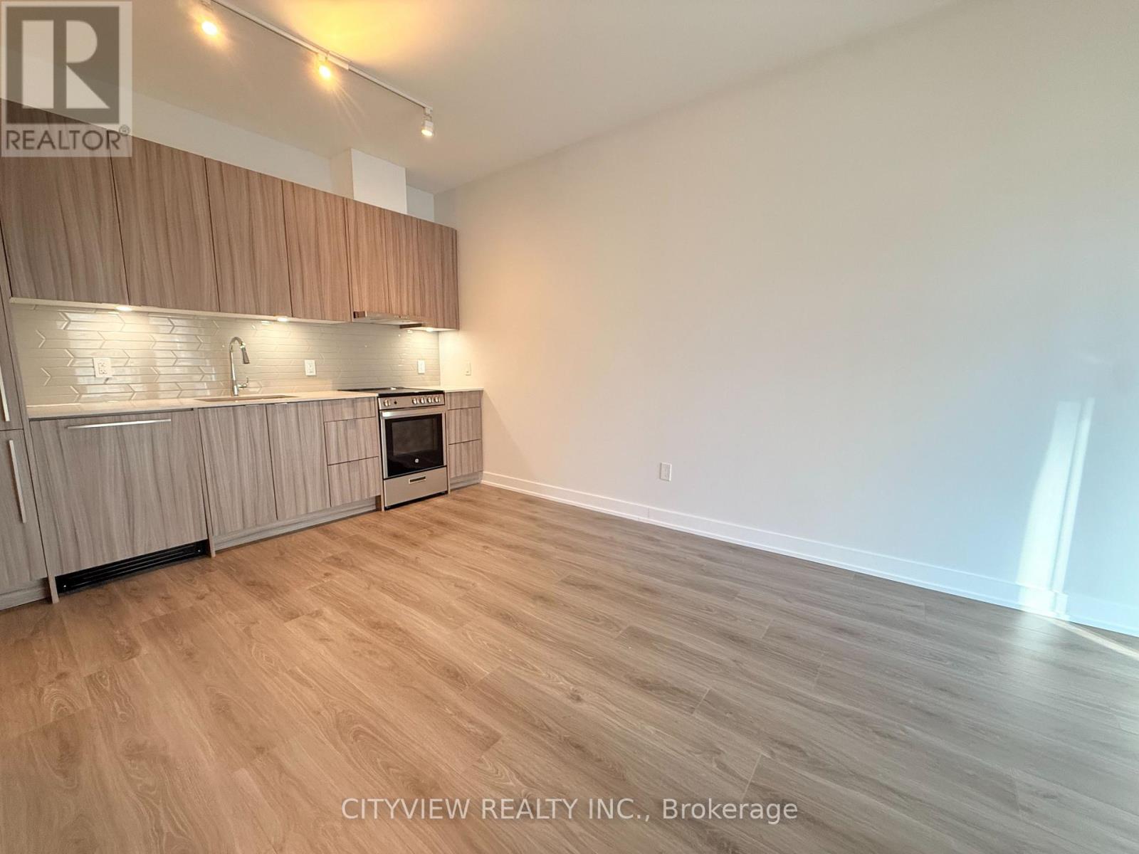 109 - 4130 Parkside Village Drive, Mississauga, Ontario  L5B 3M8 - Photo 6 - W12677440