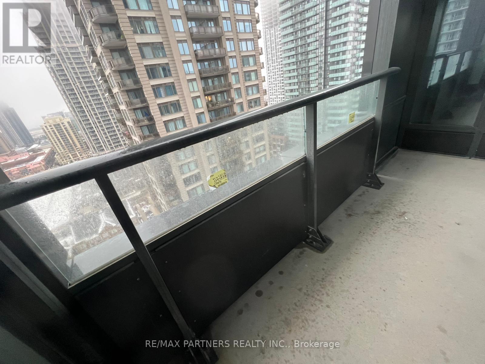 1704 - 395 Square One Drive, Mississauga, Ontario  L5B 0P6 - Photo 3 - W12677448