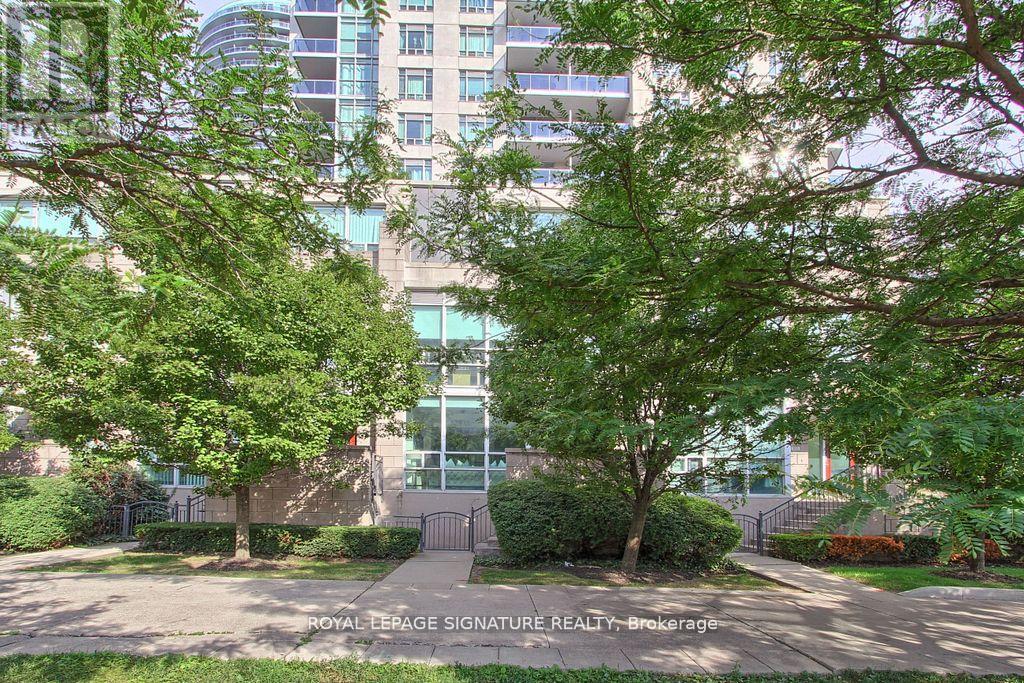 Th-104 - 90 Absolute Avenue, Mississauga, Ontario  L4Z 0A1 - Photo 4 - W12677462