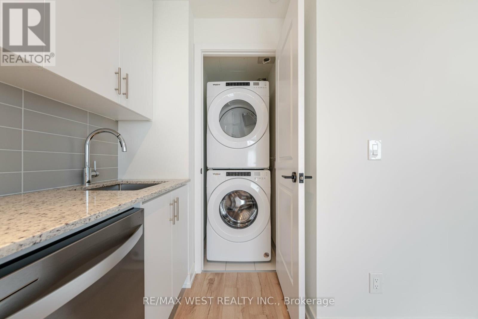 1908 - 335 Wheat Boom Drive, Oakville, Ontario  L6H 7C2 - Photo 22 - W12677482