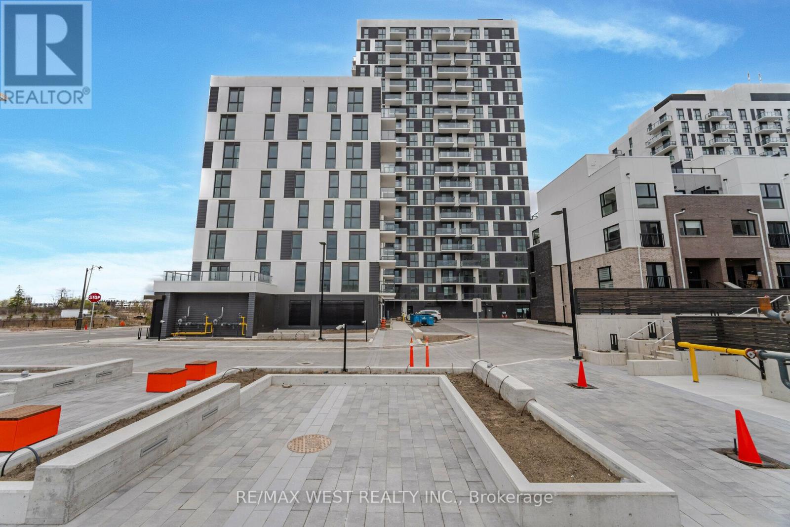 1908 - 335 Wheat Boom Drive, Oakville, Ontario  L6H 7C2 - Photo 32 - W12677482