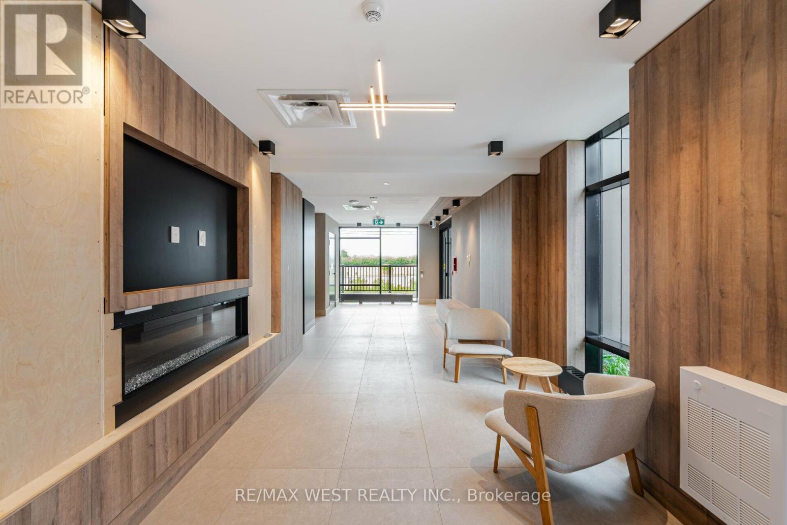 1908 - 335 Wheat Boom Drive, Oakville, Ontario  L6H 7C2 - Photo 5 - W12677482