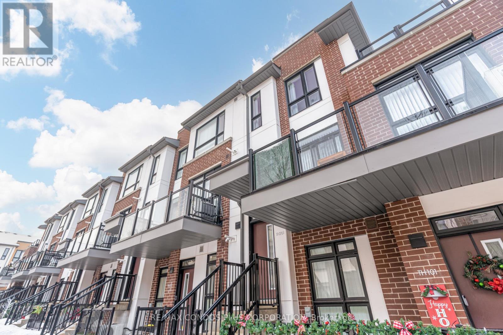 201 - 100 CANON JACKSON DRIVE, Toronto, Ontario