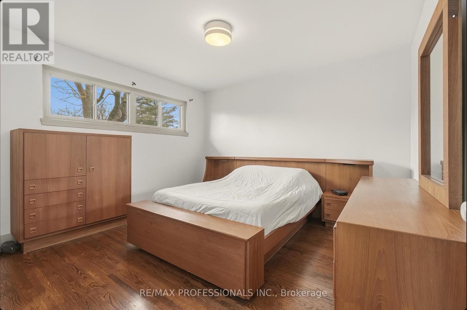 294 Southview Road, Oakville, Ontario  L6K 2P5 - Photo 22 - W12677498