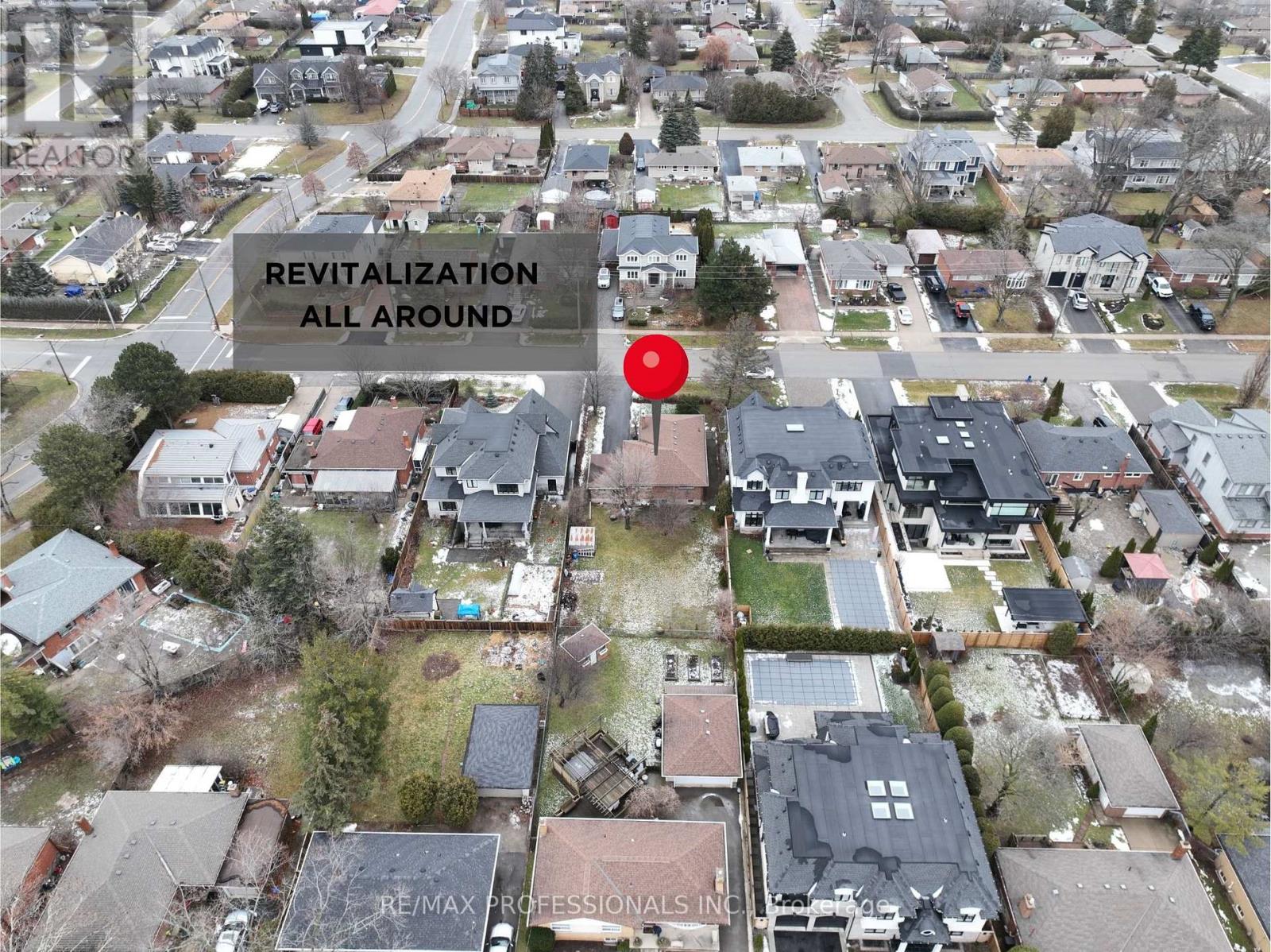 294 Southview Road, Oakville, Ontario  L6K 2P5 - Photo 3 - W12677498