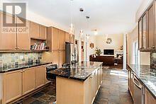 36 Valleyridge Crescent, Brampton, Ontario  L6P 2C8 - Photo 16 - W12677530