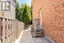 36 Valleyridge Crescent, Brampton, Ontario  L6P 2C8 - Photo 45 - W12677530