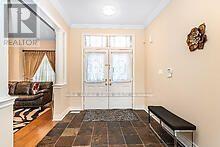 36 Valleyridge Crescent, Brampton, Ontario  L6P 2C8 - Photo 5 - W12677530