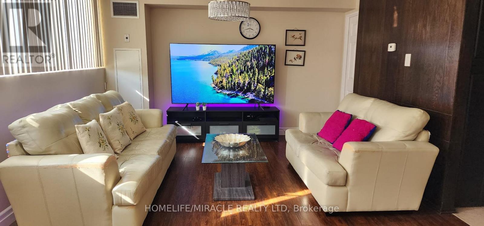 1911 - 3695 Kaneff Crescent, Mississauga, Ontario  L5A 4B6 - Photo 13 - W12677546