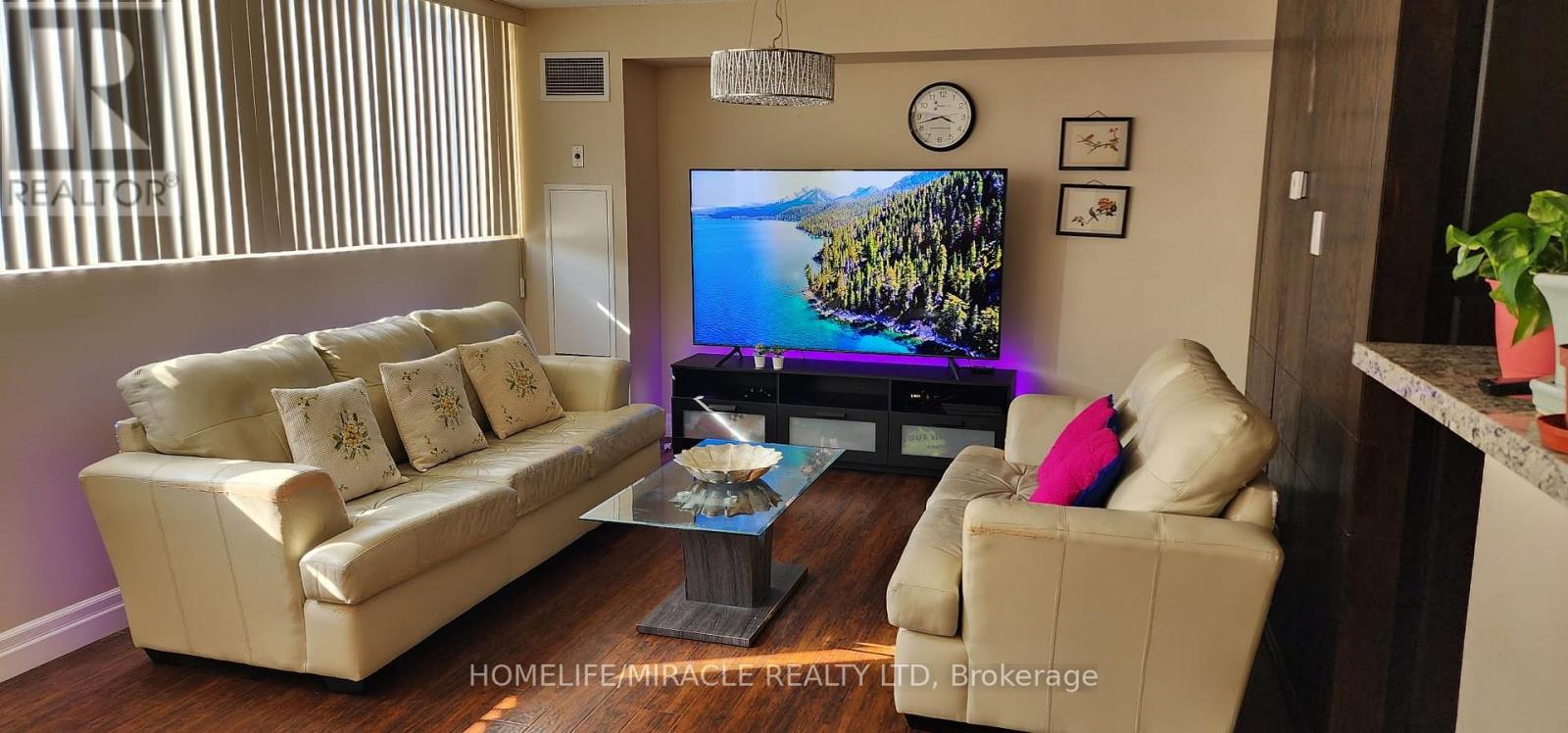 1911 - 3695 Kaneff Crescent, Mississauga, Ontario  L5A 4B6 - Photo 15 - W12677546