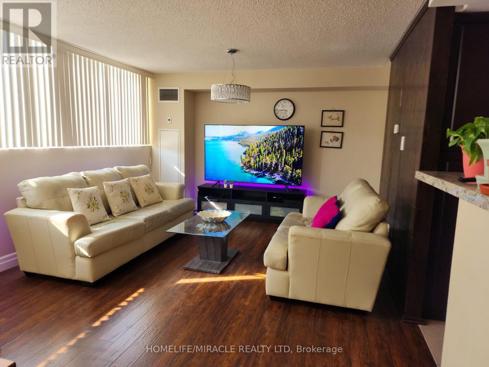 1911 - 3695 Kaneff Crescent, Mississauga, Ontario  L5A 4B6 - Photo 16 - W12677546