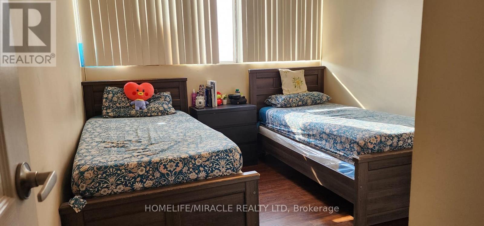 1911 - 3695 Kaneff Crescent, Mississauga, Ontario  L5A 4B6 - Photo 21 - W12677546