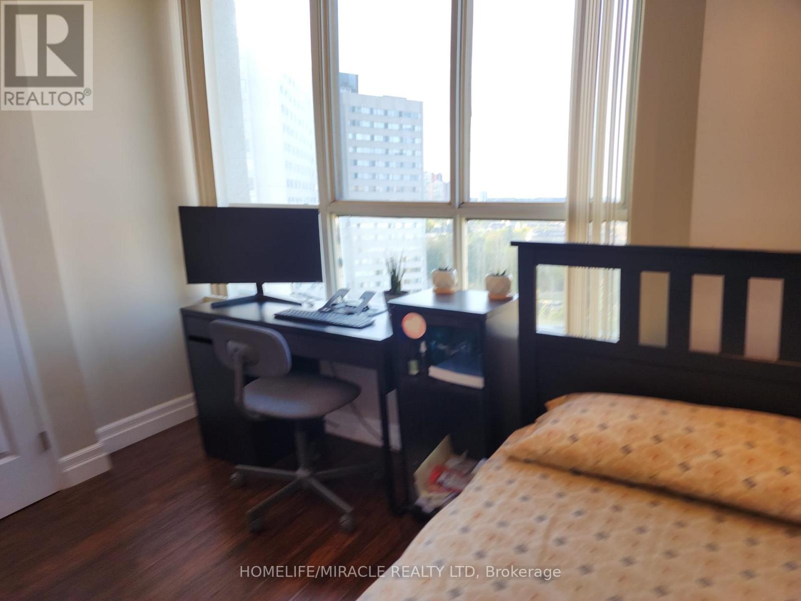 1911 - 3695 Kaneff Crescent, Mississauga, Ontario  L5A 4B6 - Photo 27 - W12677546