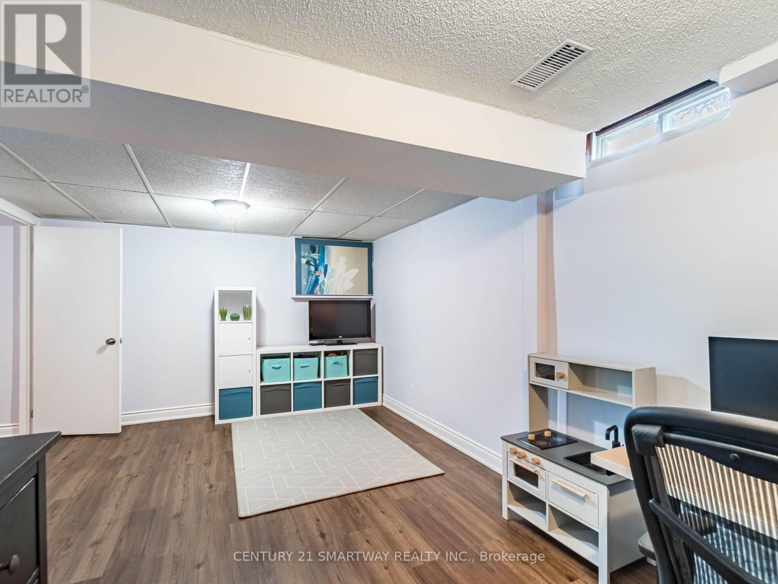 15 Huronia Court, Brampton, Ontario  L6S 2C7 - Photo 26 - W12677600