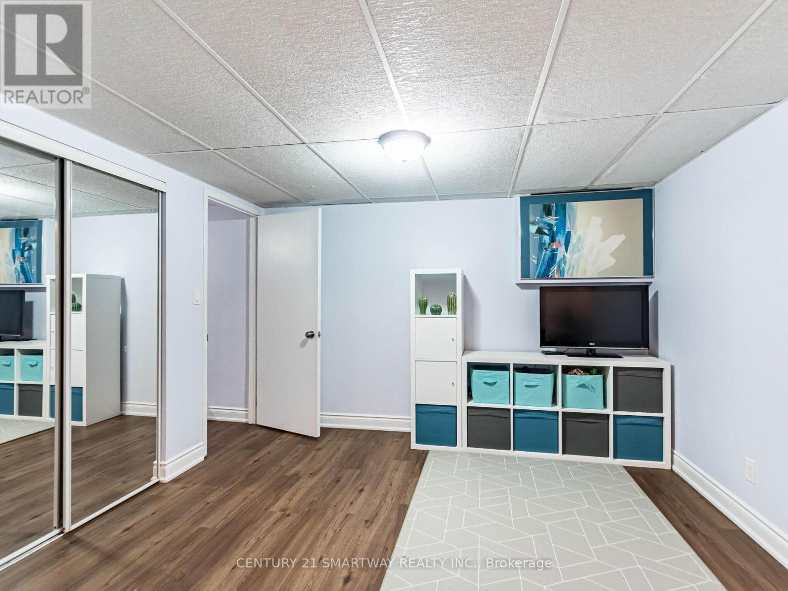 15 Huronia Court, Brampton, Ontario  L6S 2C7 - Photo 28 - W12677600