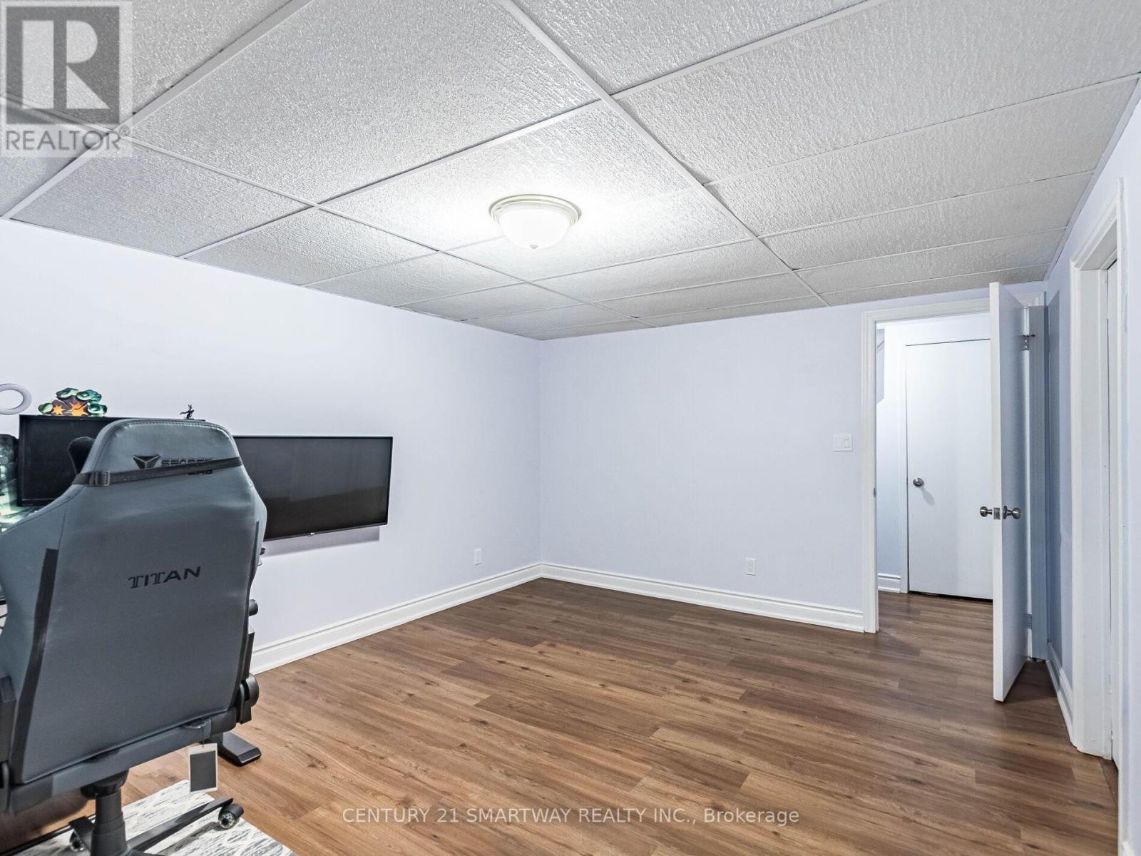 15 Huronia Court, Brampton, Ontario  L6S 2C7 - Photo 31 - W12677600