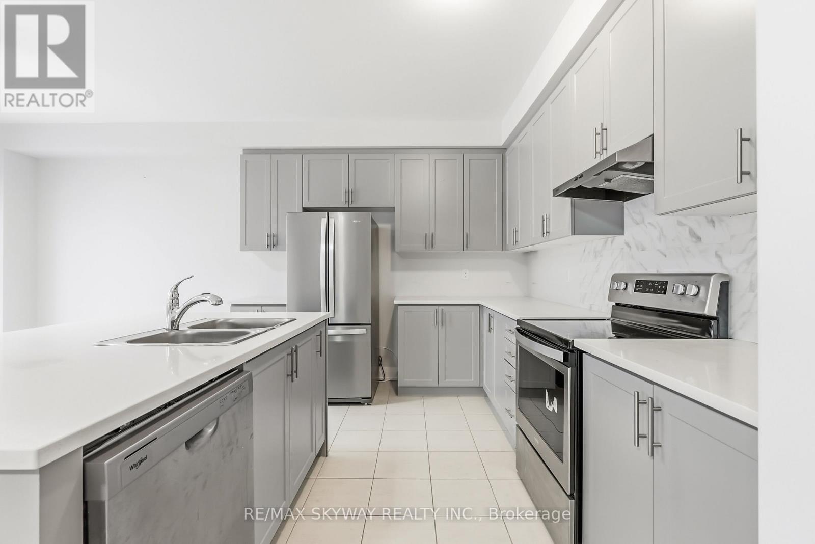 848 Knights Lane, Woodstock, Ontario  N4T 0P7 - Photo 16 - X12677464