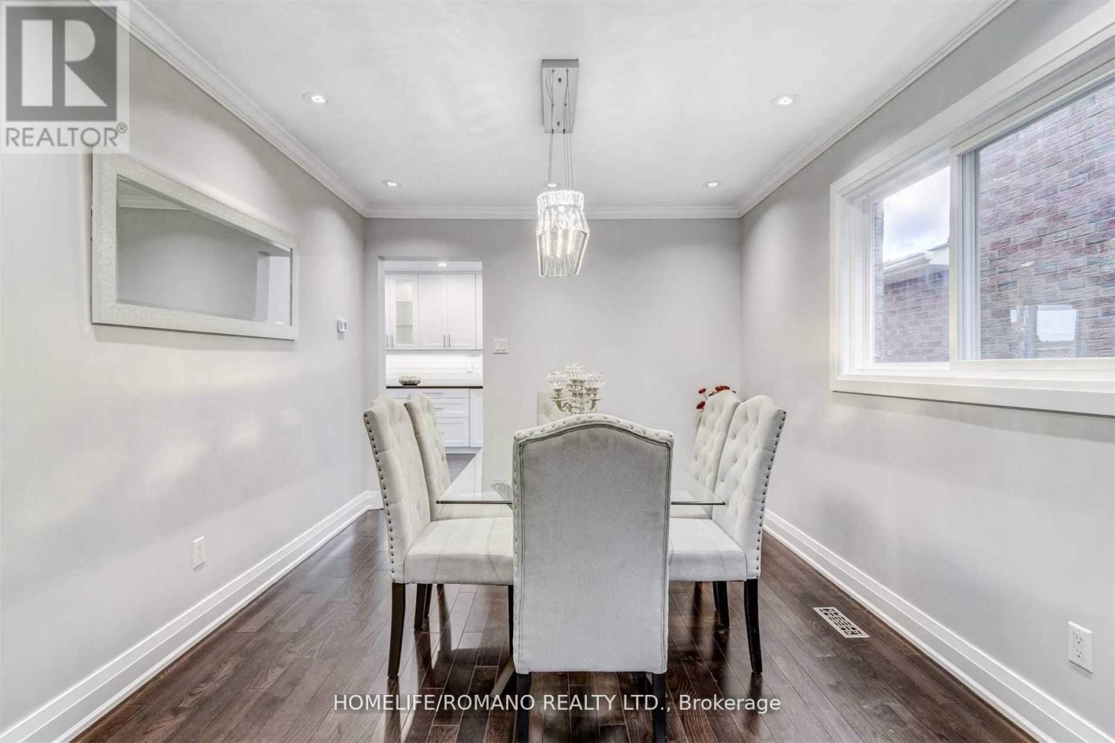 4493 Longmoor Road, Mississauga, Ontario  L5M 4H6 - Photo 6 - W12677320