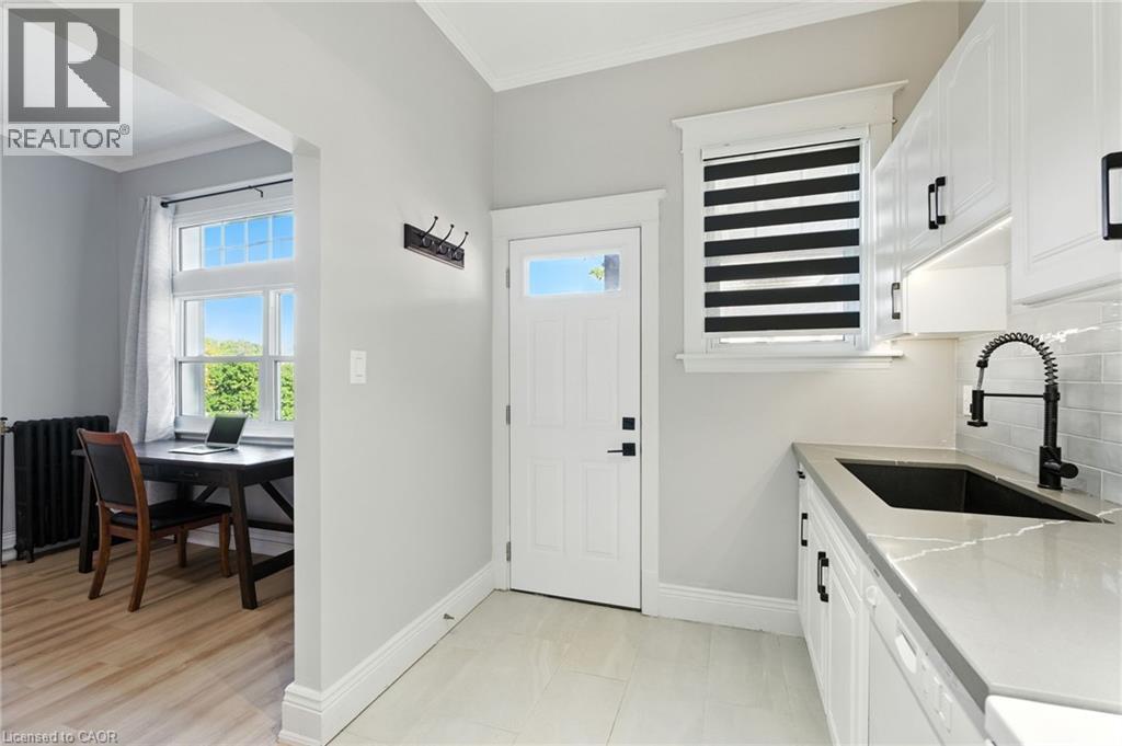 54 Dufferin Avenue Unit# 3, Brantford, Ontario  N3T 4P5 - Photo 16 - 40797079