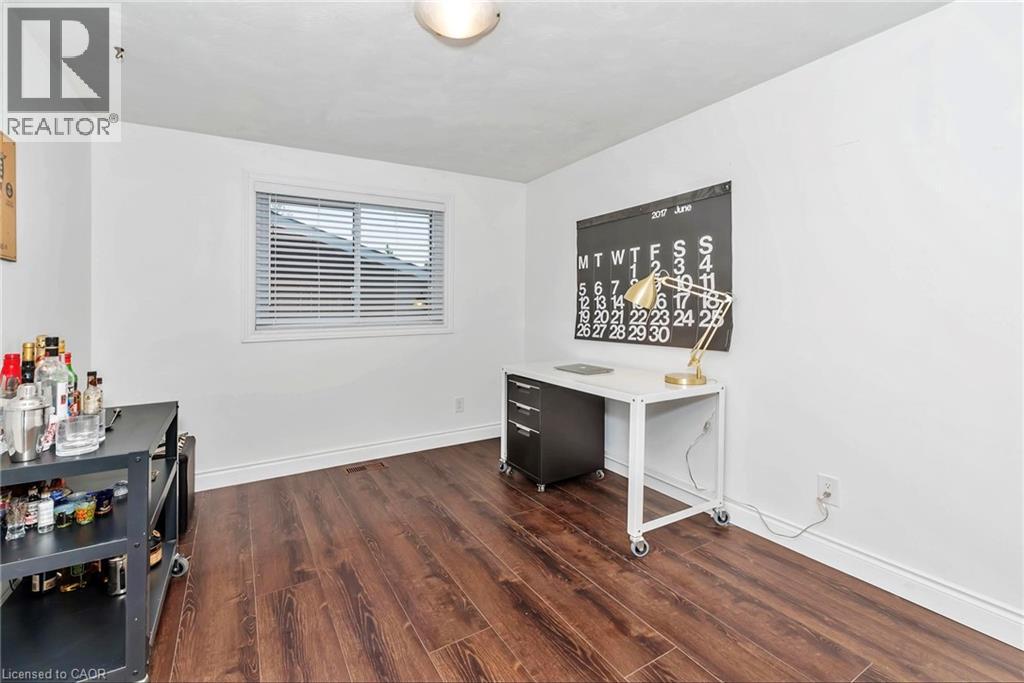 24 Darlington Drive, Hamilton, Ontario  L9C 2L7 - Photo 13 - 40796339