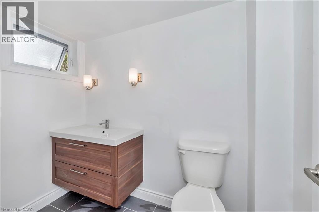 24 Darlington Drive, Hamilton, Ontario  L9C 2L7 - Photo 17 - 40796339