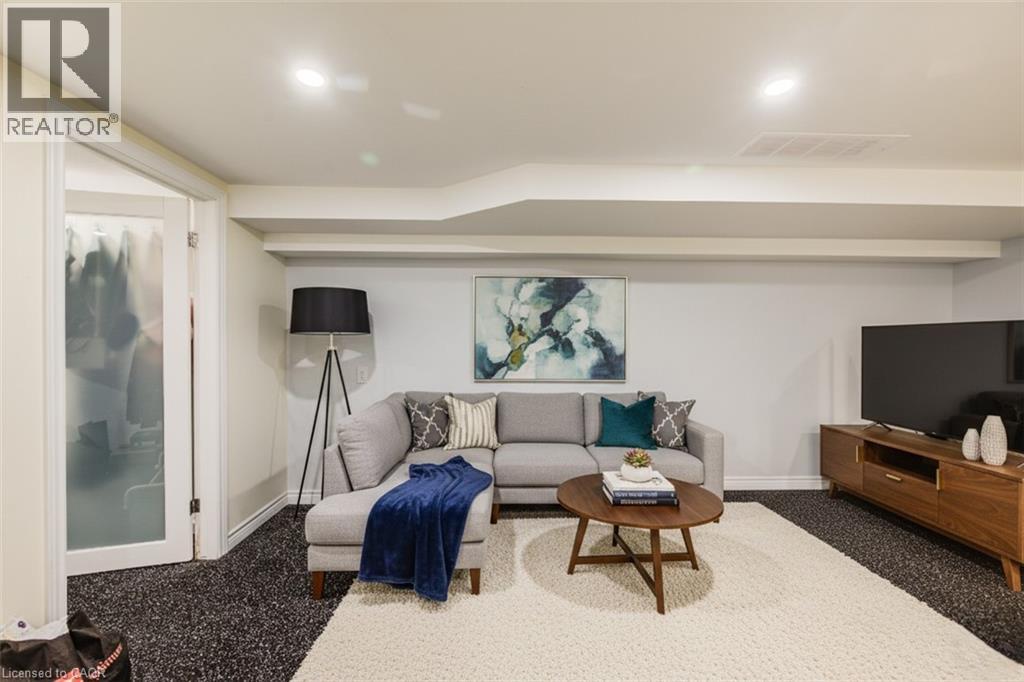 284 Westcourt Place, Waterloo, Ontario  N2L 2R7 - Photo 17 - 40792386