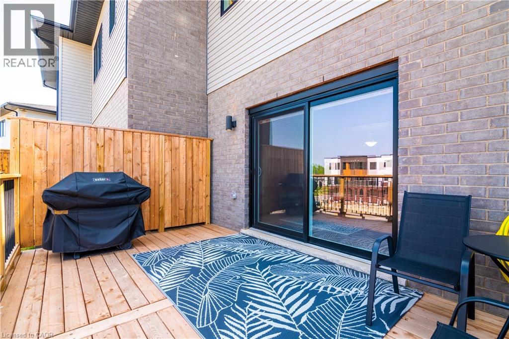 939 Robert Ferrie Drive, Kitchener, Ontario  N2R 1P2 - Photo 7 - 40796809