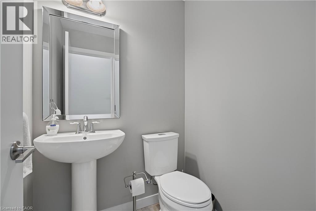 939 Robert Ferrie Drive, Kitchener, Ontario  N2R 1P2 - Photo 11 - 40796809