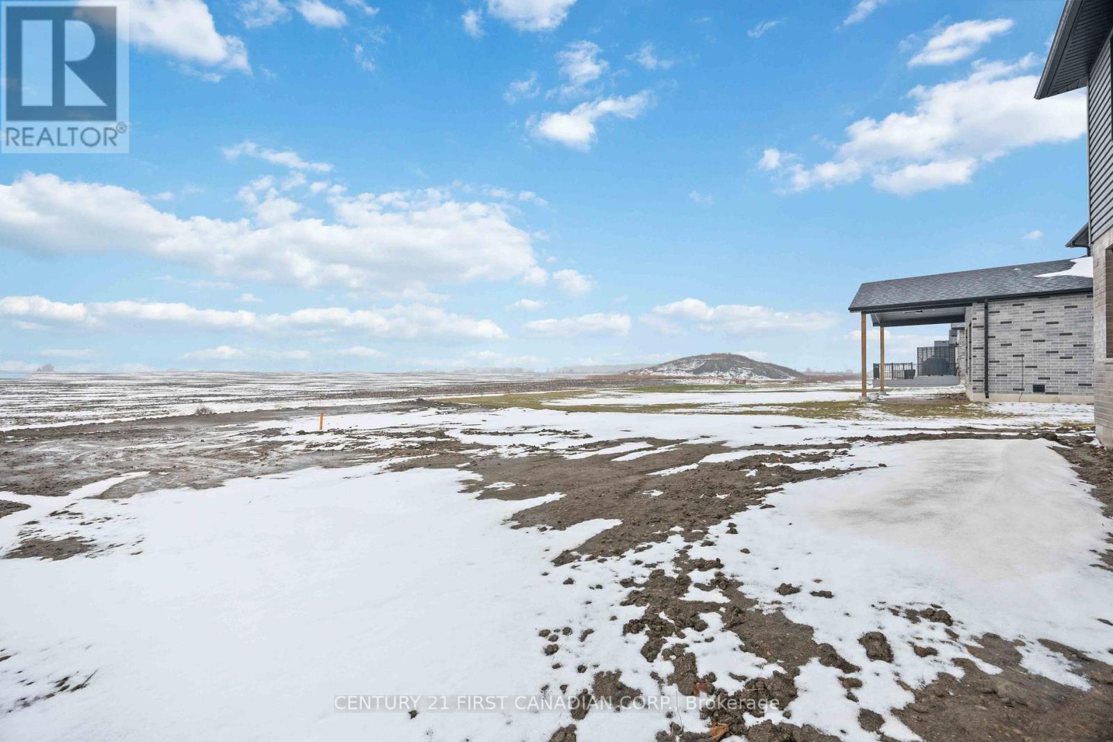 656 Ketter Way, Plympton-Wyoming, Ontario  N0N 1T0 - Photo 31 - X12677716