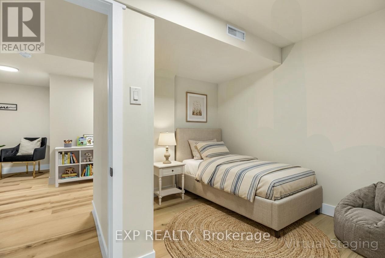 239 Commissioners Road W, London South, Ontario  N6J 1Y2 - Photo 22 - X12677736