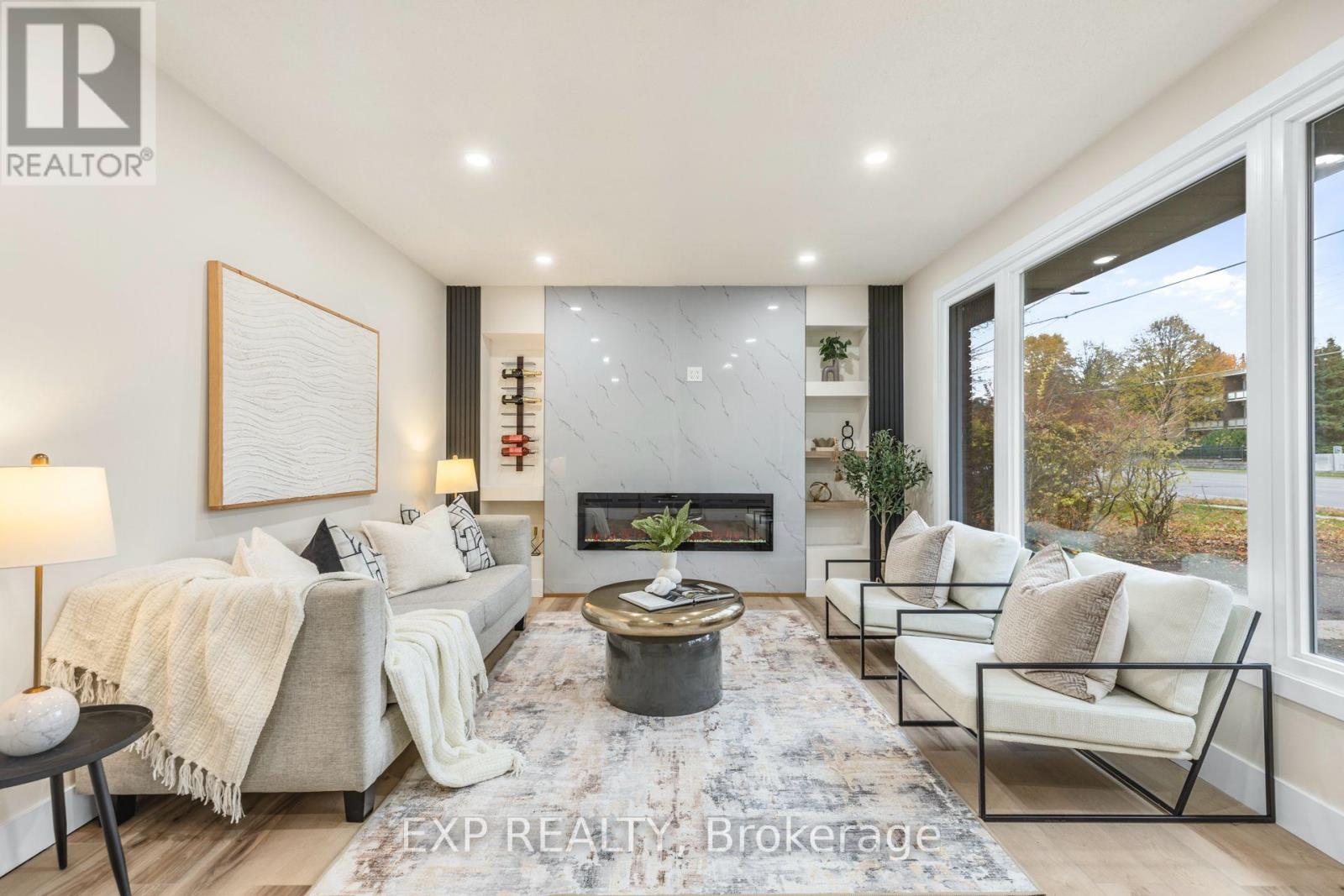 239 Commissioners Road W, London South, Ontario  N6J 1Y2 - Photo 4 - X12677736