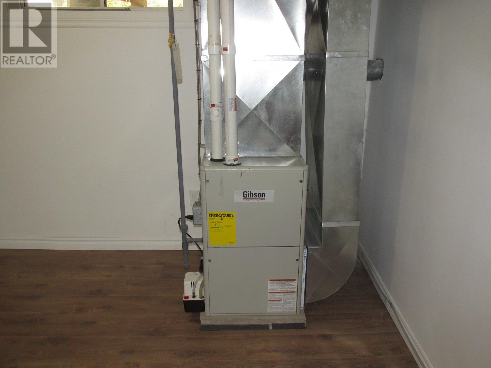 36a Valley Cres, Elliot Lake, Ontario  P5A 2G7 - Photo 35 - SM260059