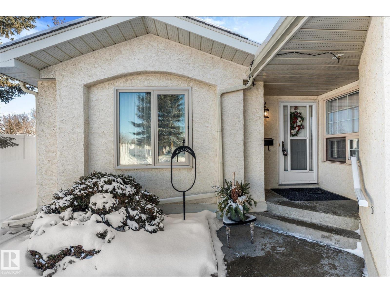 1548 54 St Nw, Edmonton, Alberta  T6L 6H4 - Photo 2 - E4469421