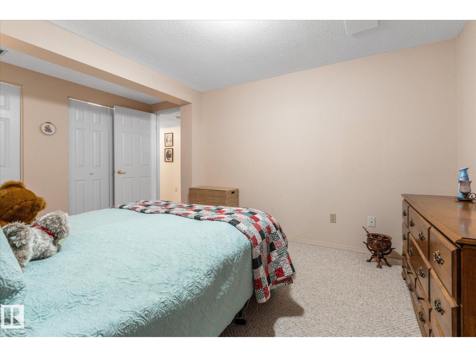 1548 54 St Nw, Edmonton, Alberta  T6L 6H4 - Photo 37 - E4469421